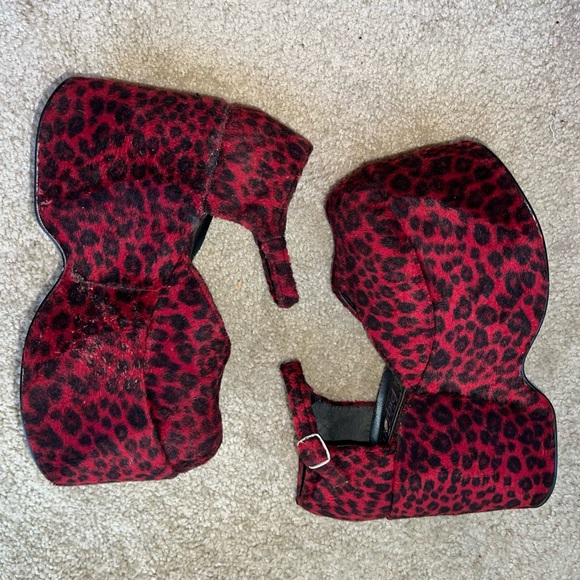 Vintage 90s Platforms-Red Leopard Velvet Morbid Threads Mary Janes 8.5 (*read) - Picture 2 of 16